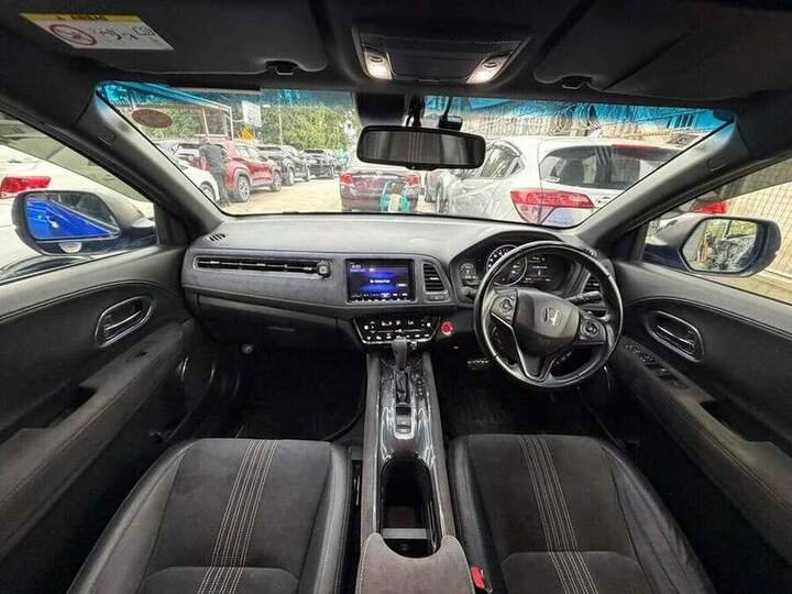 2019 Honda Vezel RS for sale at TriStone Auto, Georgetown Guyana &mdash; photo 6 of 6
